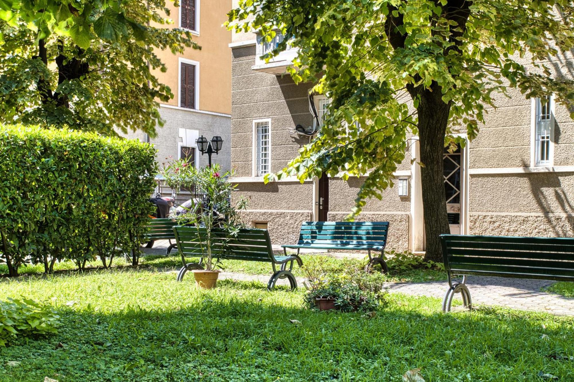 Walk To Navigli - Via Gola - 2 Bedrooms Apt Милано Екстериор снимка