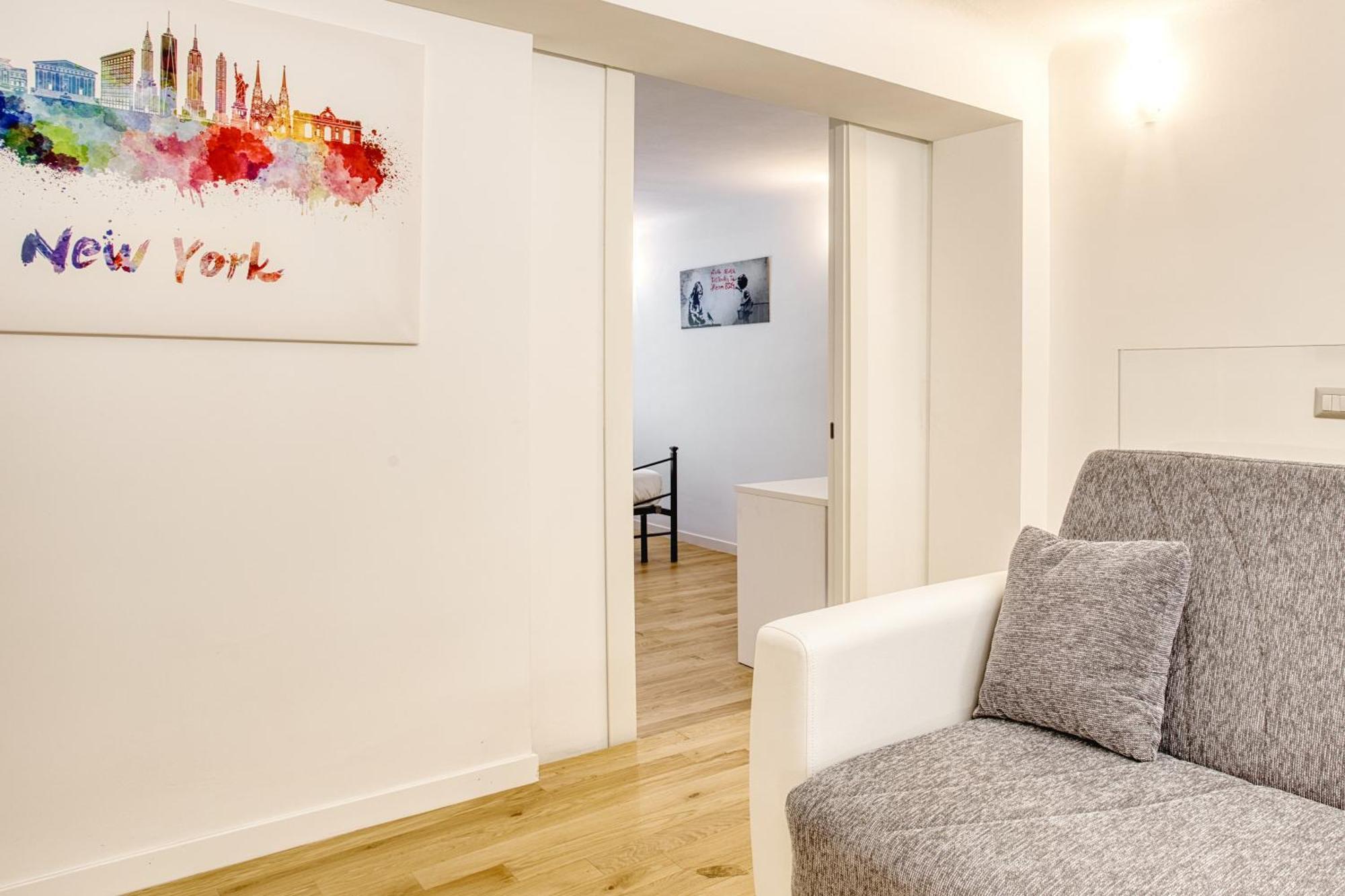 Walk To Navigli - Via Gola - 2 Bedrooms Apt Милано Екстериор снимка